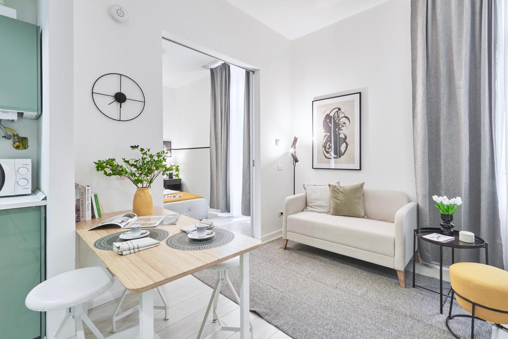 Elegante Appartamento Minimal Dai Tocchi Botanici Milaan Buitenkant foto